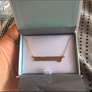 18k Yellow Gold Meghan Markle Mummy Necklace